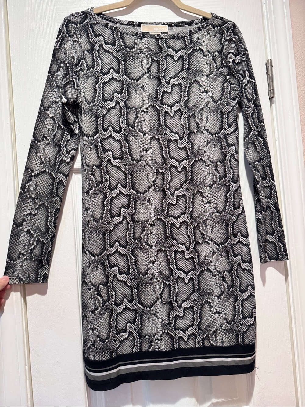 Michael Kors Long Sleeve Stretchy Snakeskin Dress - Black & White - Small Pet